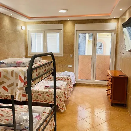 Beach Economic Hostal